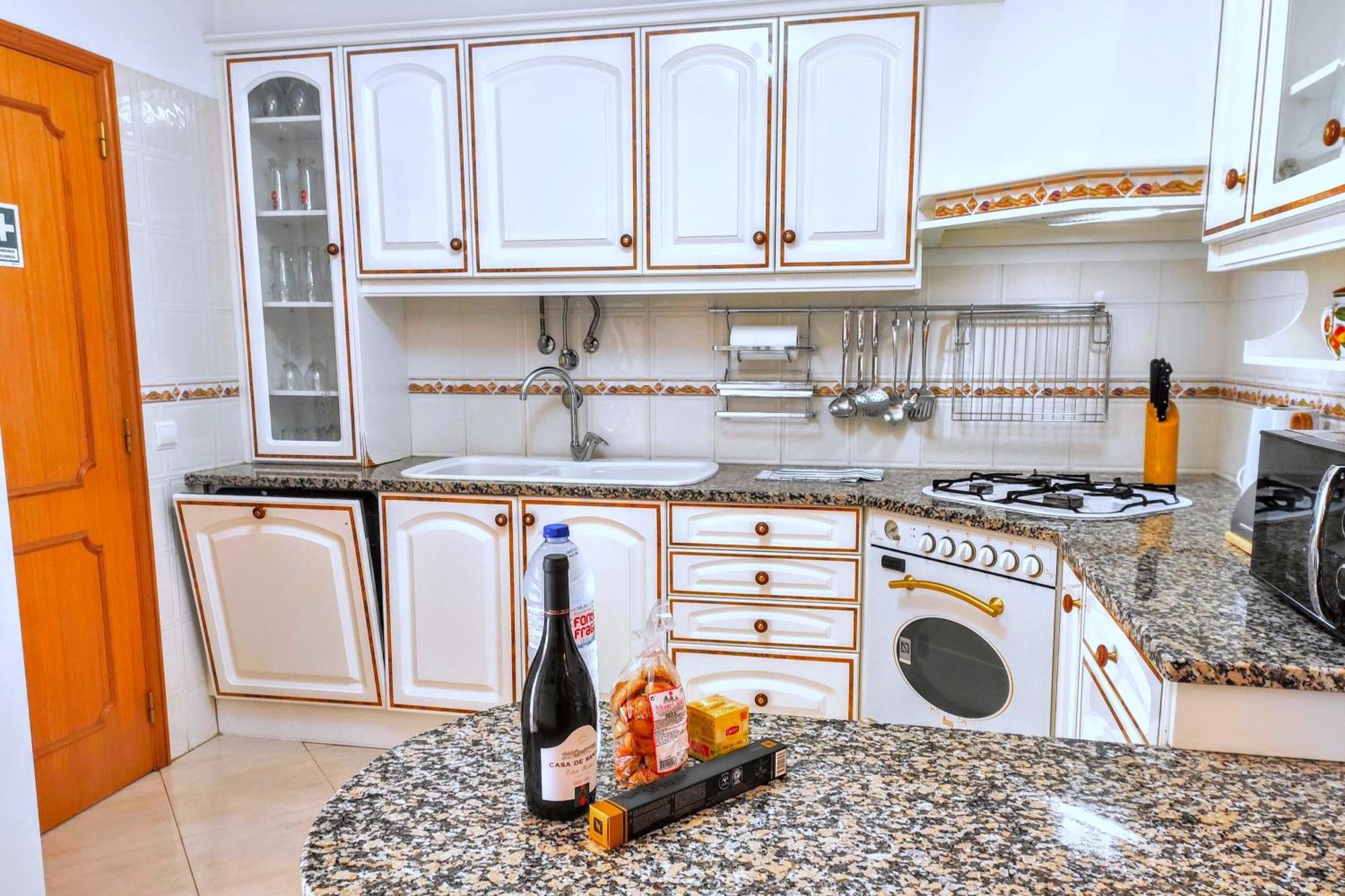 קווארטיירה Avenue Apartment מראה חיצוני תמונה